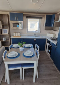 2023 regal retreat dining a16