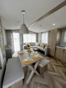 b2 2022 victory stonewood dining area